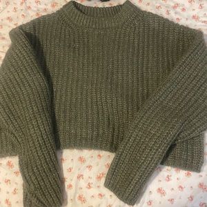 garage green cropped sweater